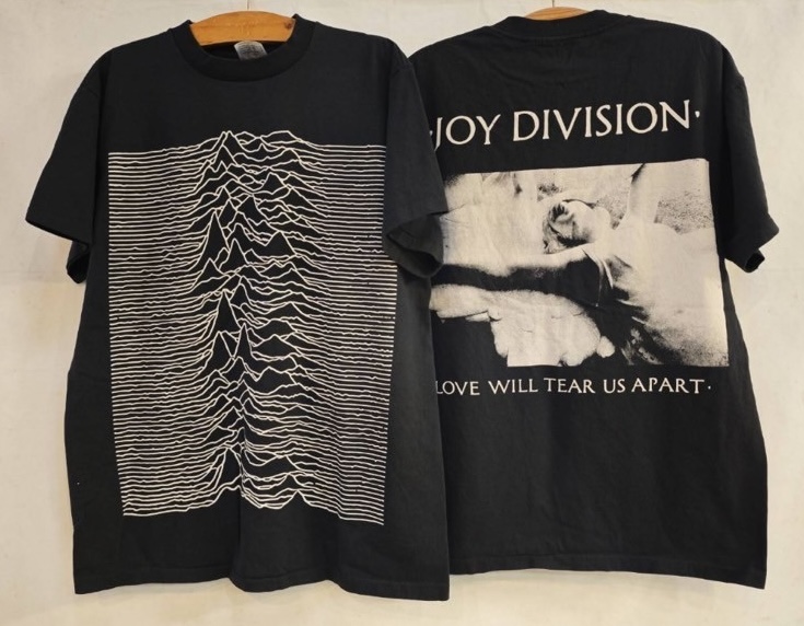 JOY DIVISION 『Love Will Tear Us Apart』