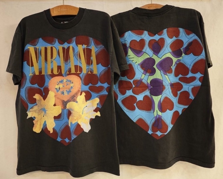 NIRVANA『Heart Shaped』Type-A
